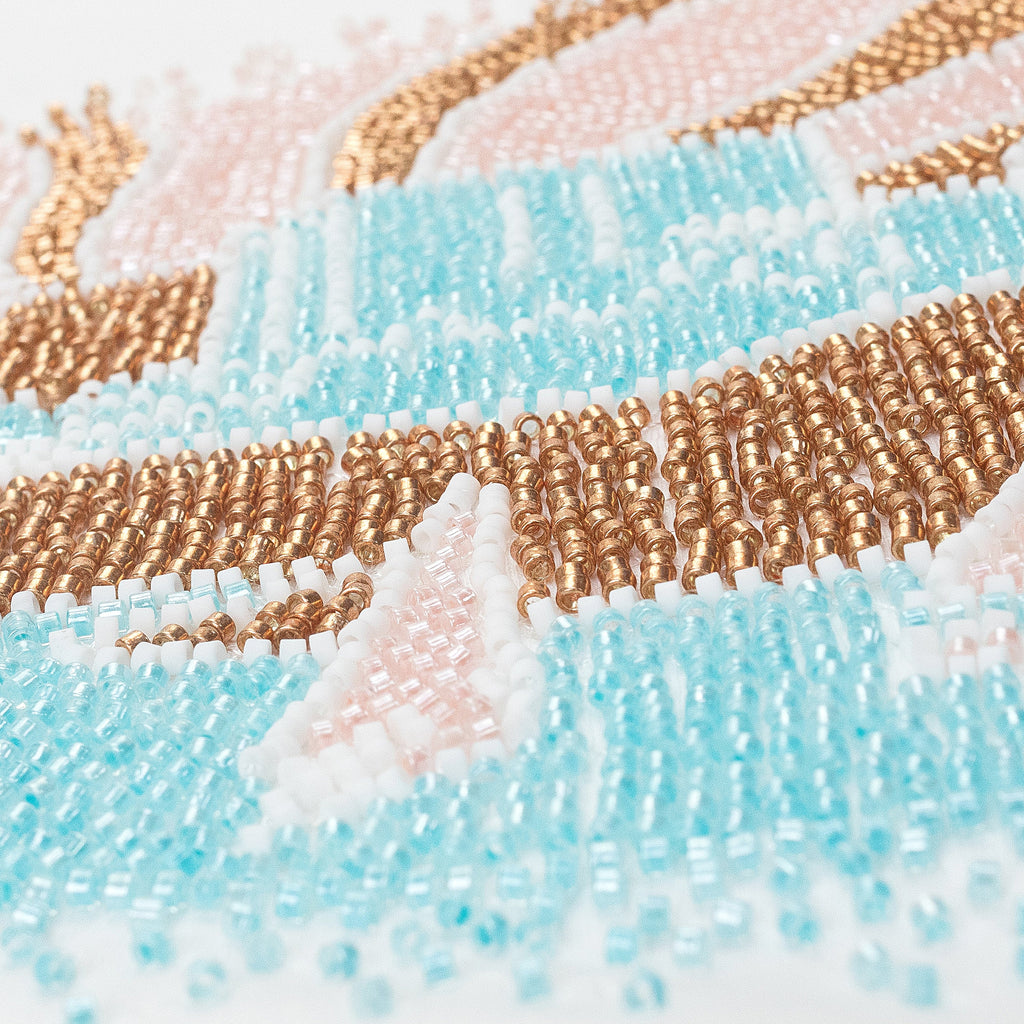 WHITE BEADED NILE RIVER T-SHIRT
