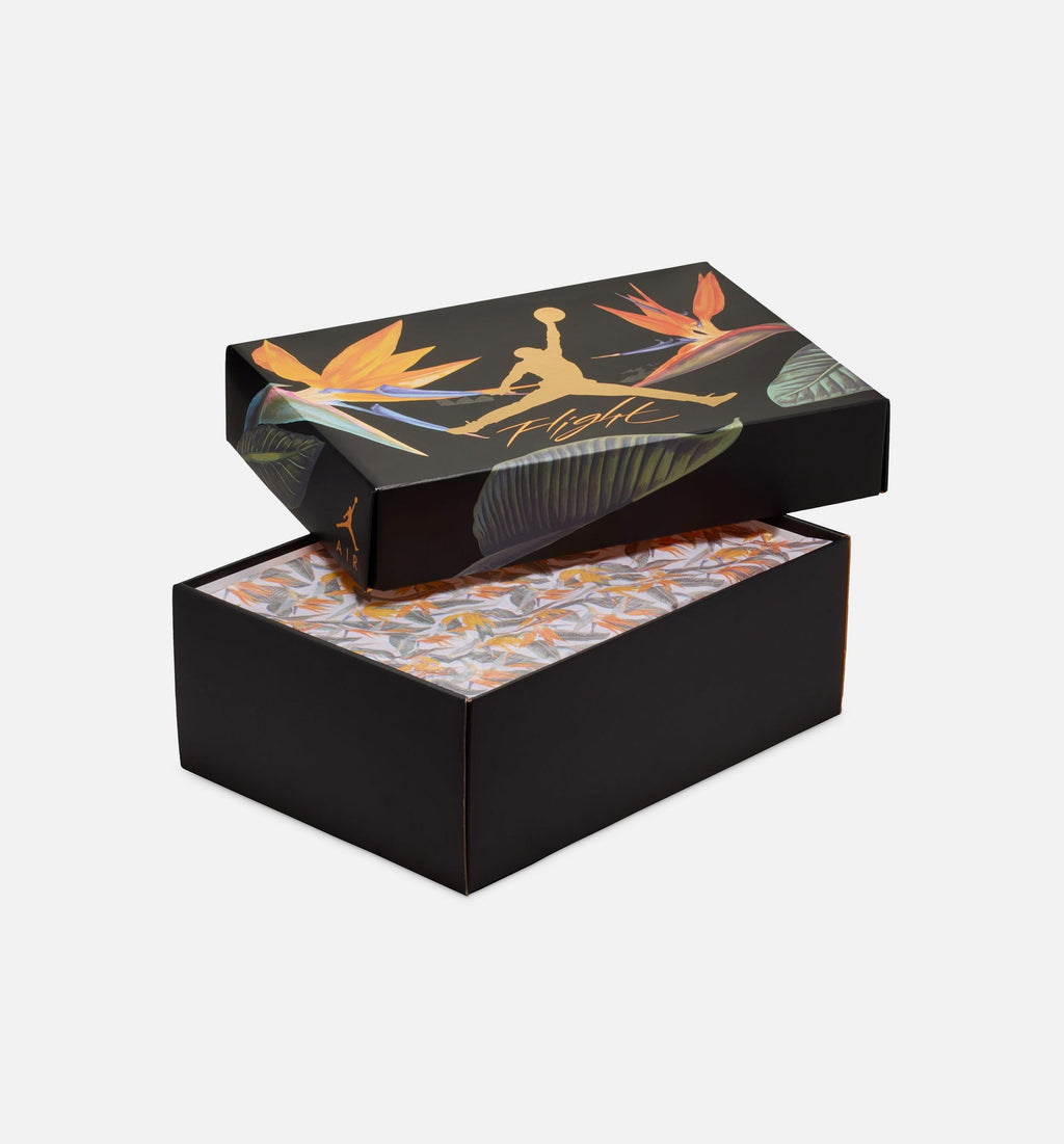 Air Jordan 4 Retro "Birds of Paradise" Women's Shoe – Coconut Milk/Metallic Gold/Muslin/Bright Mango/Sundial/Black
