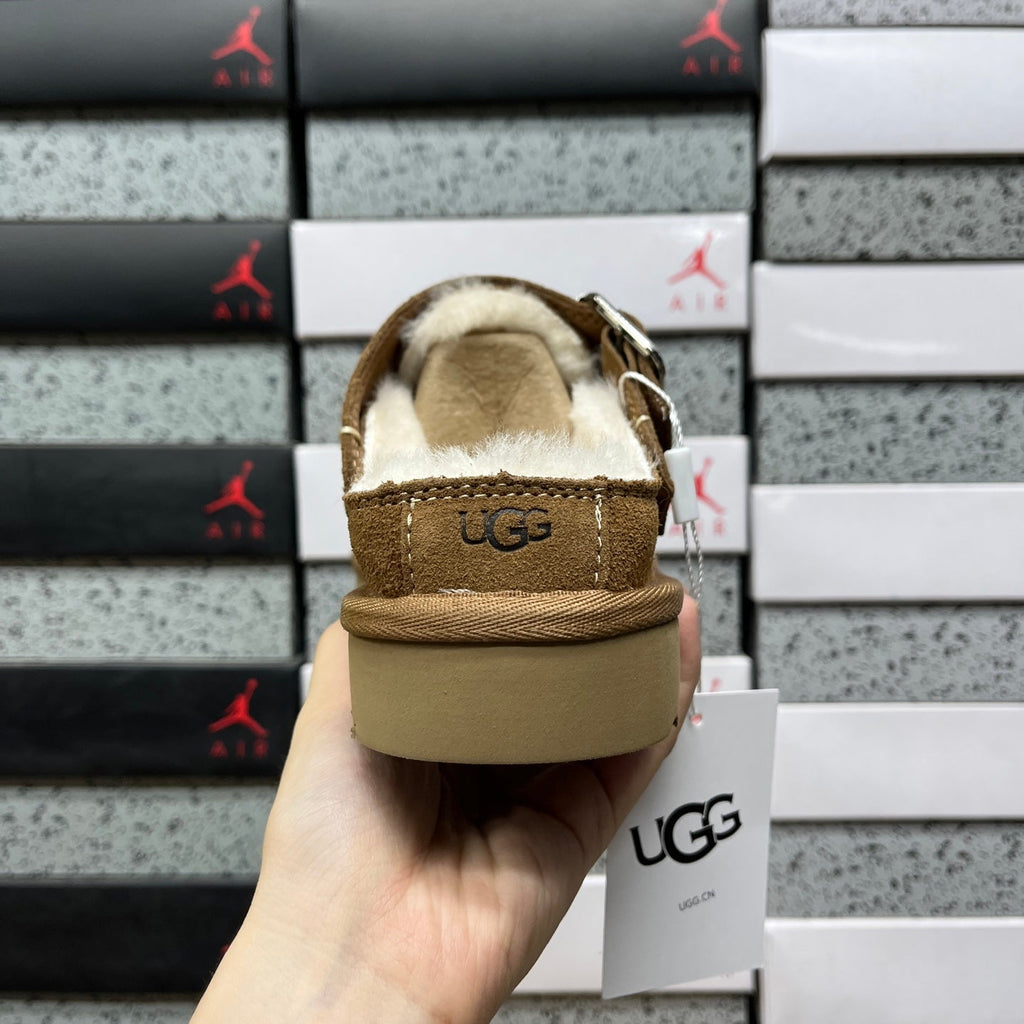 UGG Neumel Waterproof Lace-Up Chukka Boot – Suede Boot with UGGplush Shearling Lining, Metal Eyelet Lacing & Waterproof Sugar Sole in Chestnut