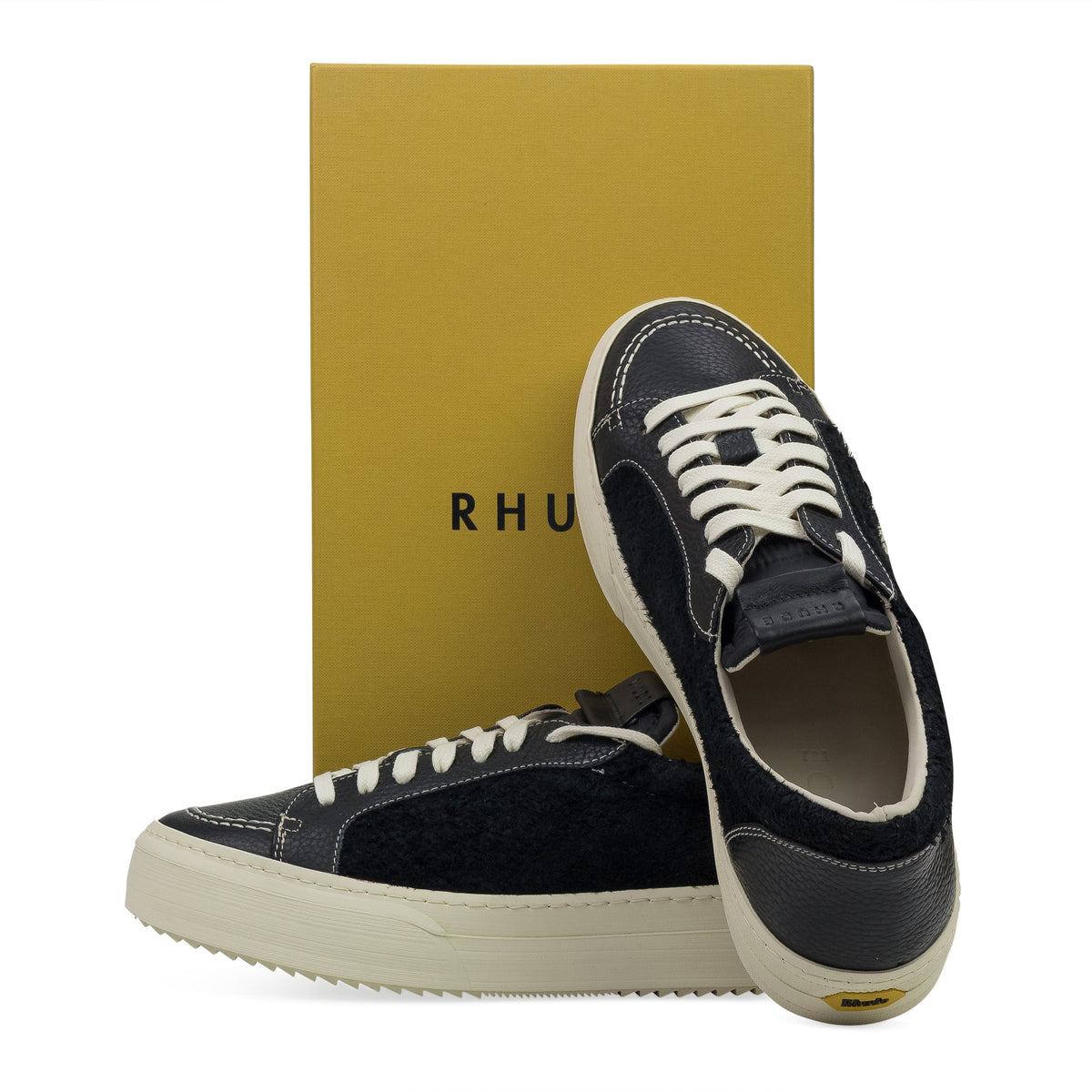 Black V1 Low Sneaker