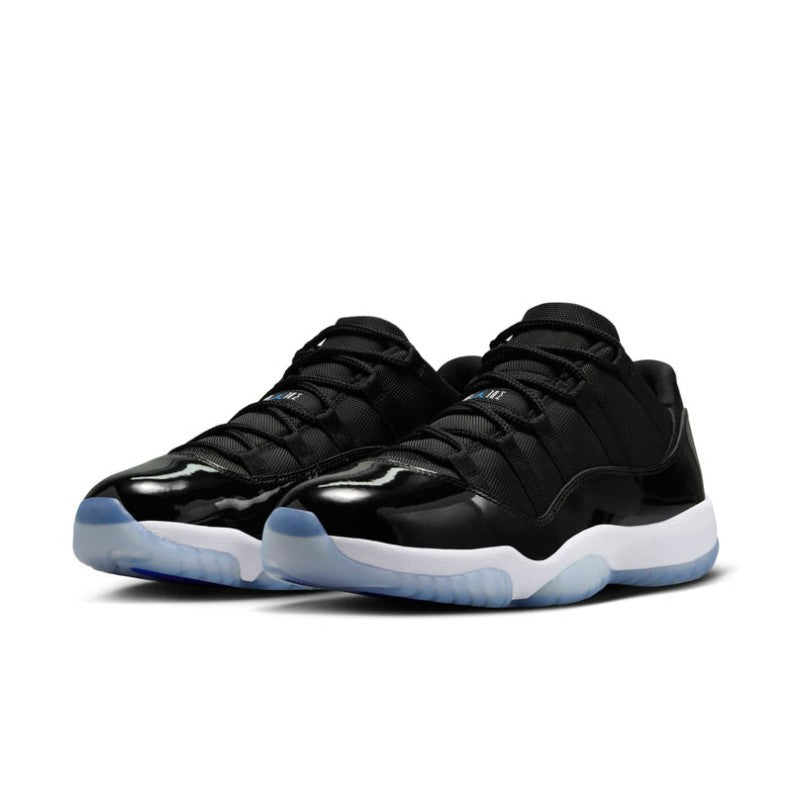 Air Jordan 1 Mid Hyper Royal Black Sneakers | 554724-077