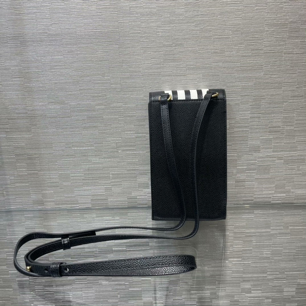Classic four-bar mobile phone bag