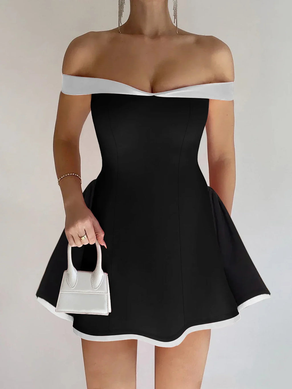 FAYVREN Mini Dress