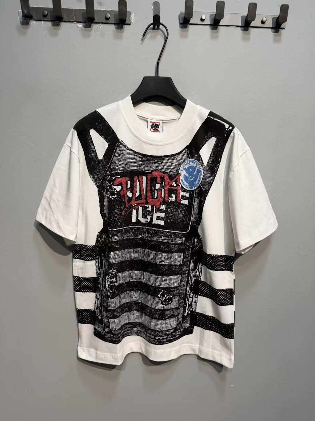 ASAALL Striped Panel Graphic Short-Sleeve T-Shirt