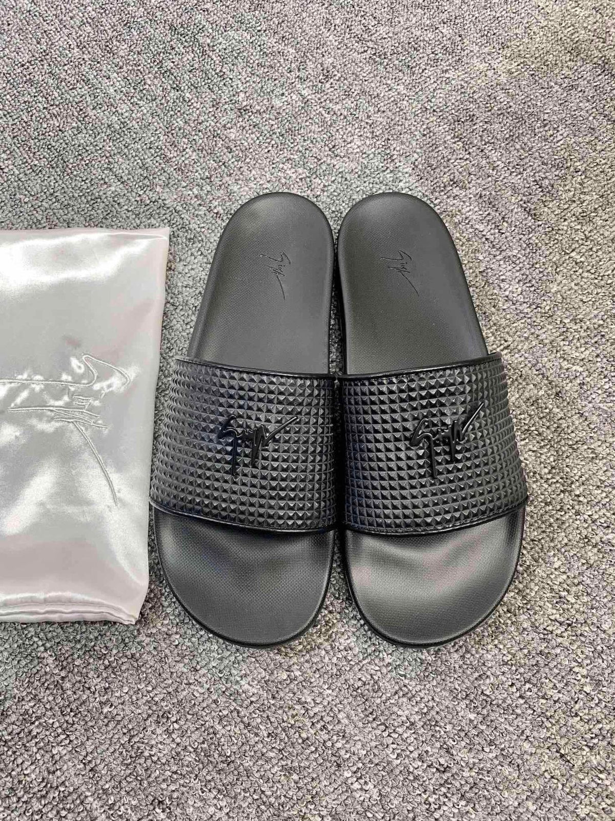 Giuseppe Zanotti Black Textured Slide Sandals