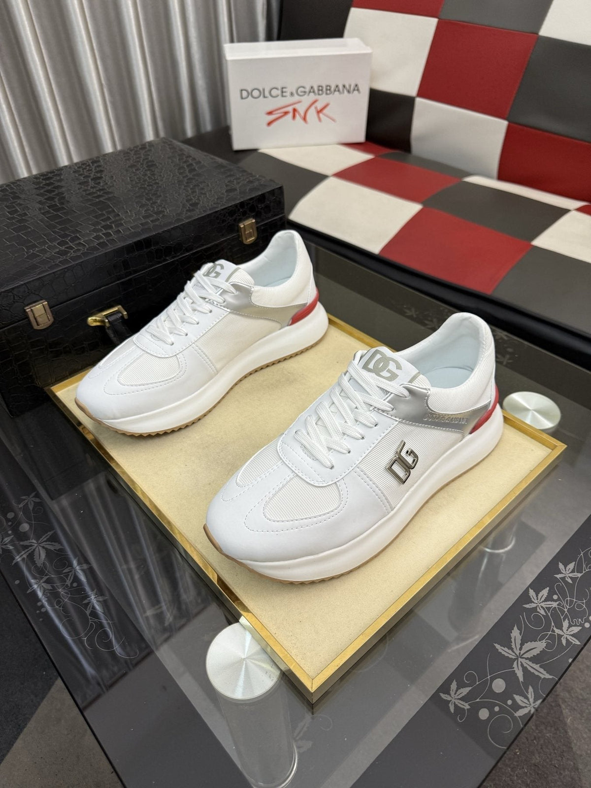 Dolce & Gabbana White Accent Low-Top Sneakers