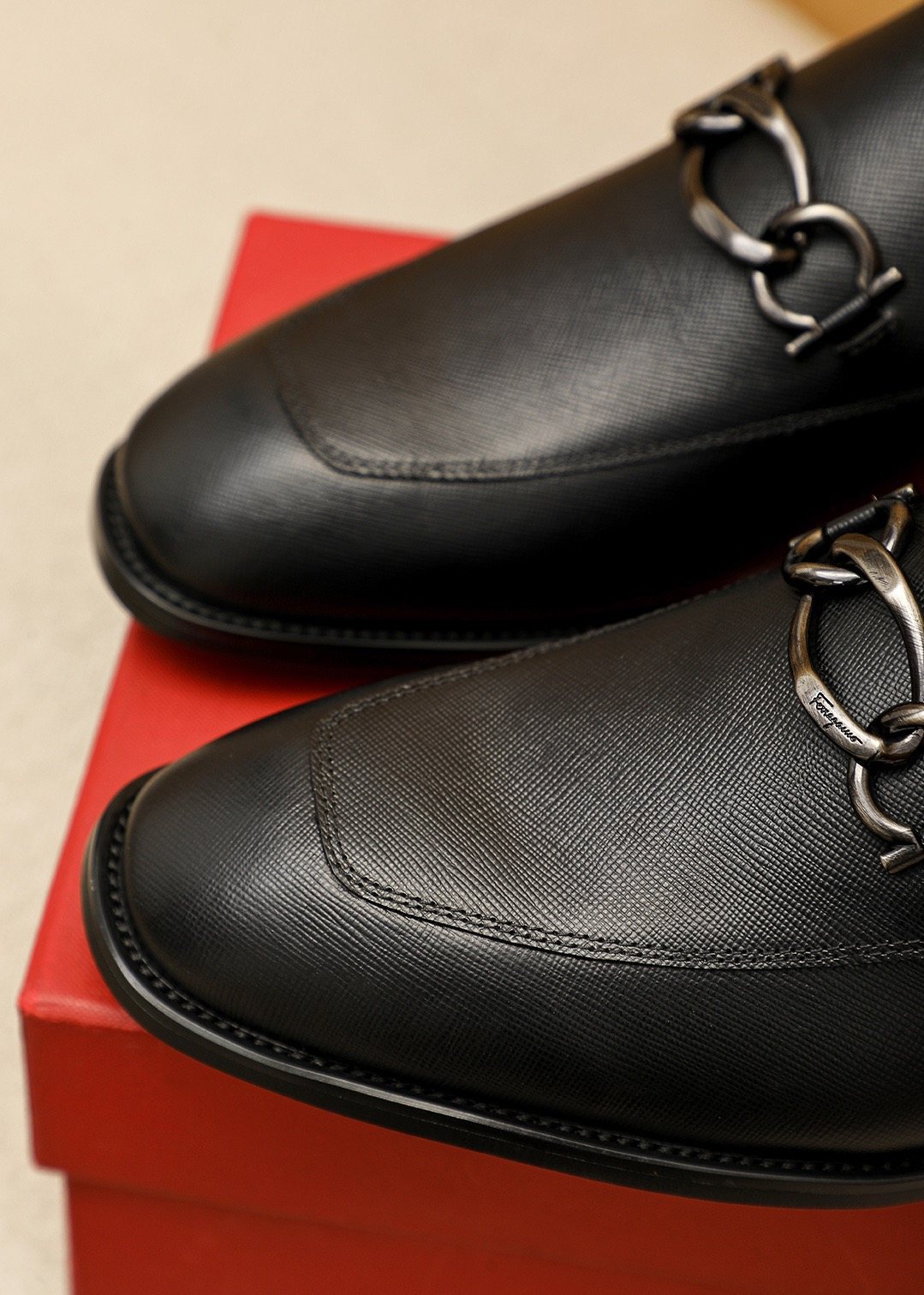 Ferragamo Black Bit Loafers - Leather Lining