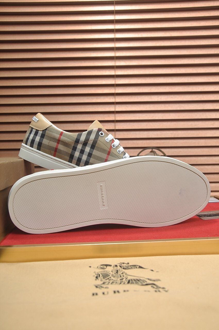 Burberry Beige Plaid Low-Top Sneakers - Lace-Up Closure