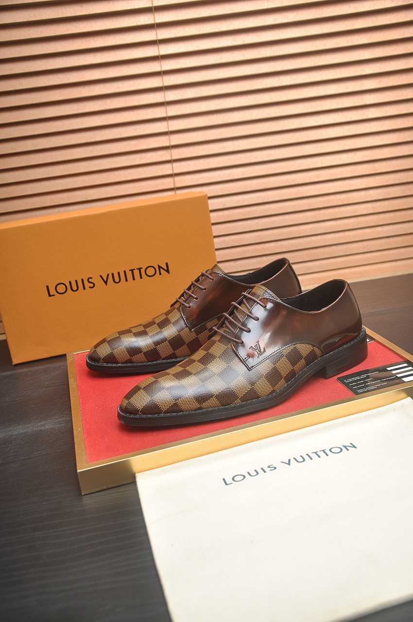 Louis Vuitton Brown Check Lace-Up Dress Shoes