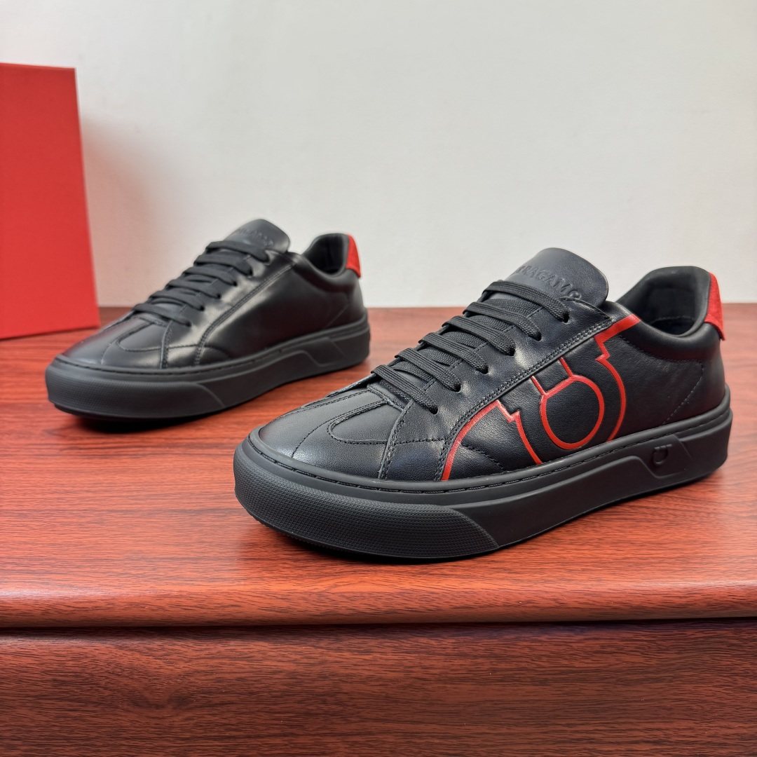 Ferragamo Men's Low-Top Sneakers