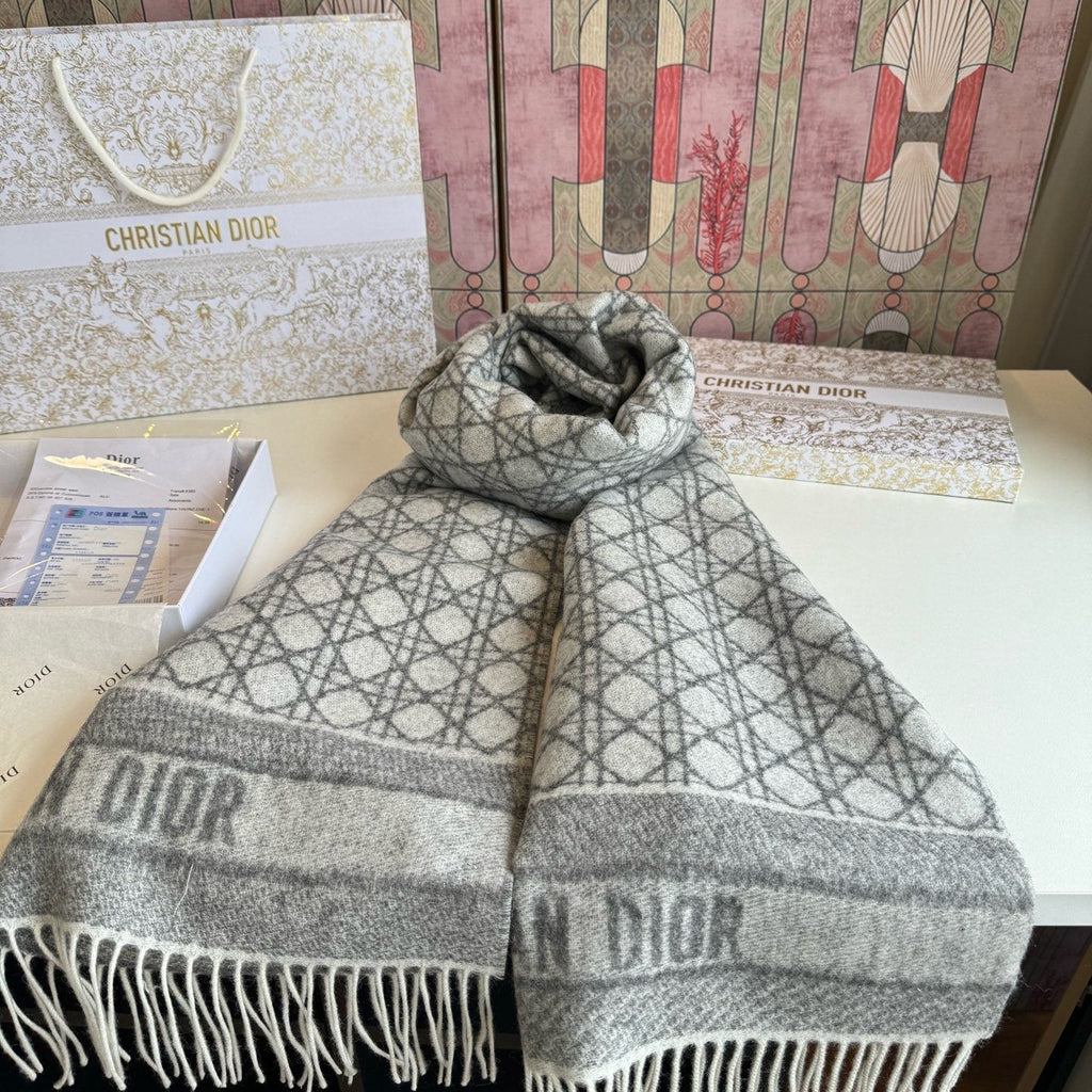 Dior Geometric Fringe Scarf