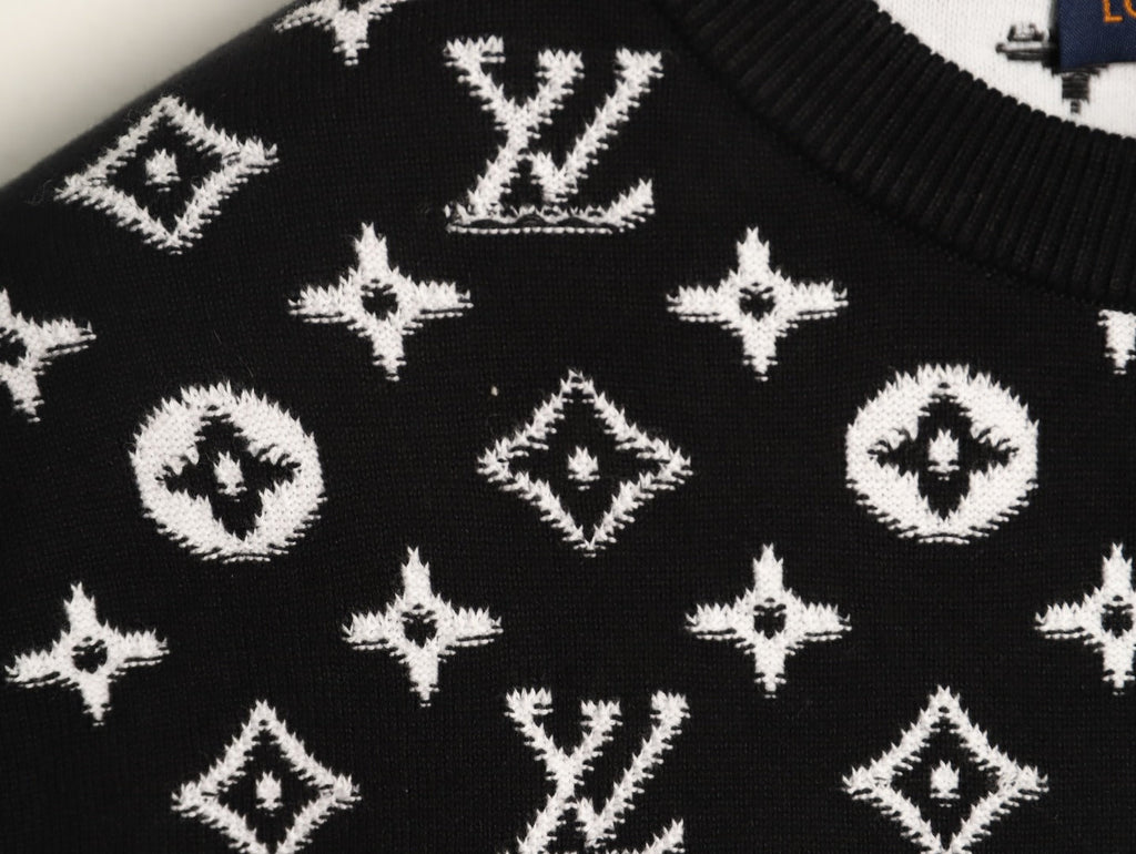 Louis Vuitton Monogram-Style Gradient Crewneck Sweater - Black